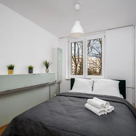 Apartment Afrykanska Street Warsaw