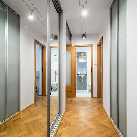 Afrykanska Street Apartment *